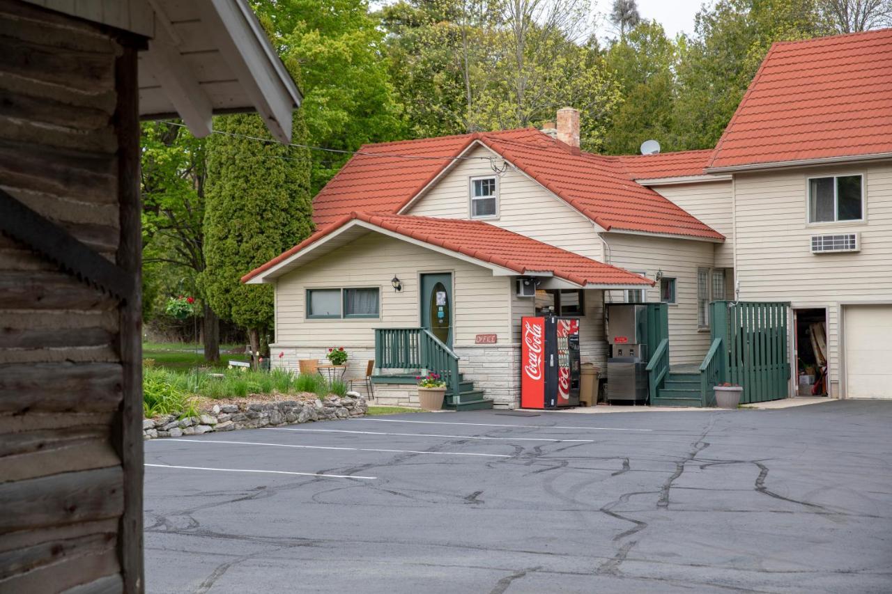 Ridges Inn & Suites Baileys Harbor Exteriér fotografie
