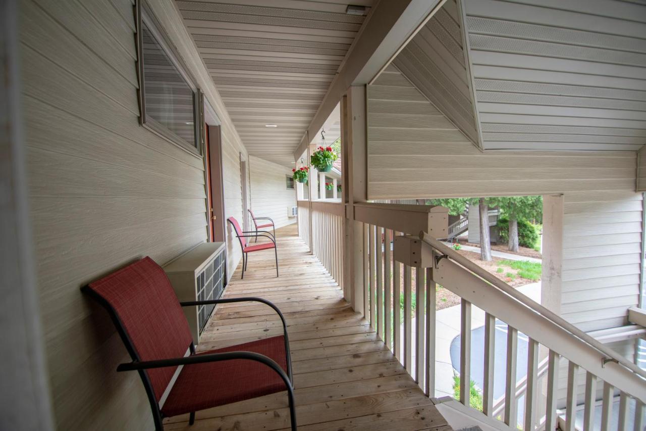 Ridges Inn & Suites Baileys Harbor Exteriér fotografie